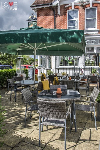 Food & Drinks 3, Robin Hood Inn, Hampshire