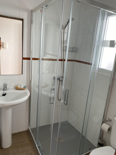 Bathroom 4, Hostal La Escapada, Almería