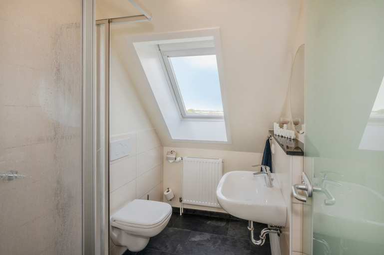 Bathroom 5, Inselhof Vineta, Vorpommern-Greifswald