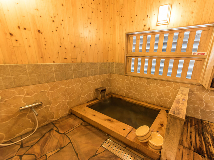 Bathroom 4, Takaosou, Yufu