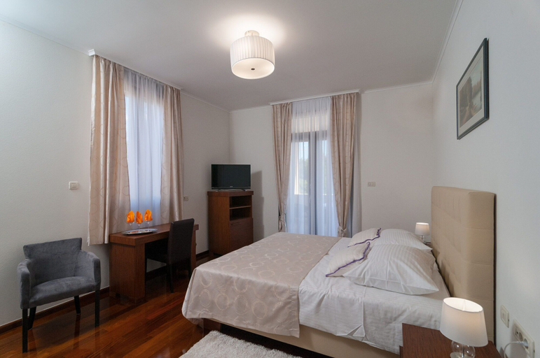 Bedroom 2, Luxury Rooms near Beach 3, Split
