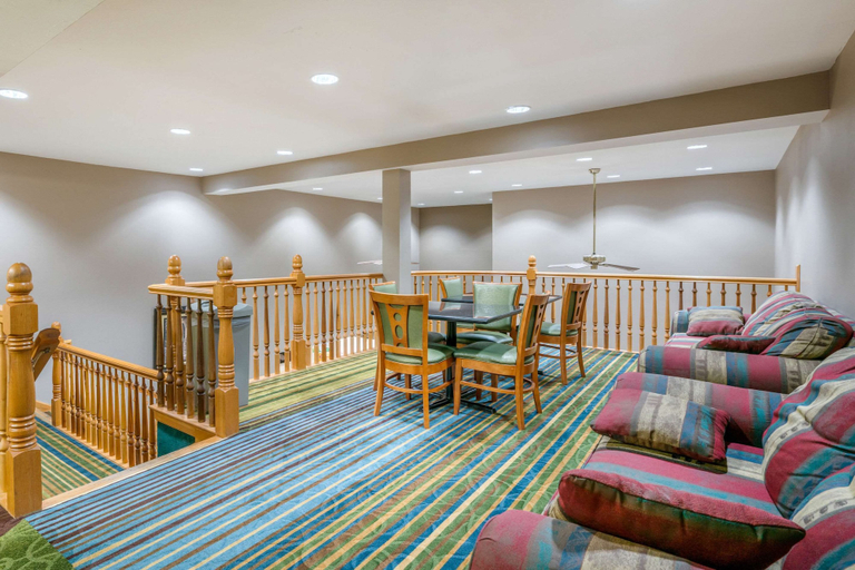 Others 5, Quality Inn & Suites Jefferson City, Cole
