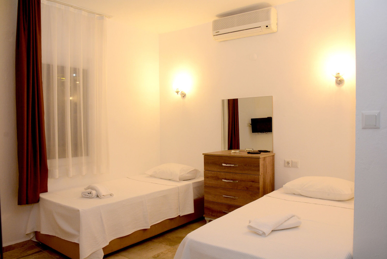 Bedroom 3, Hotel Gumbet, Bodrum