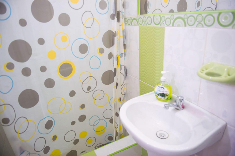 Bathroom 3, Atahualpa Suites Apartment Rentals, Maynas