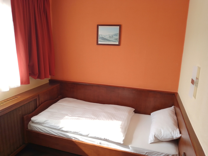 Bedroom 3, Hotel Waldblick, Schwarzwald-Baar-Kreis