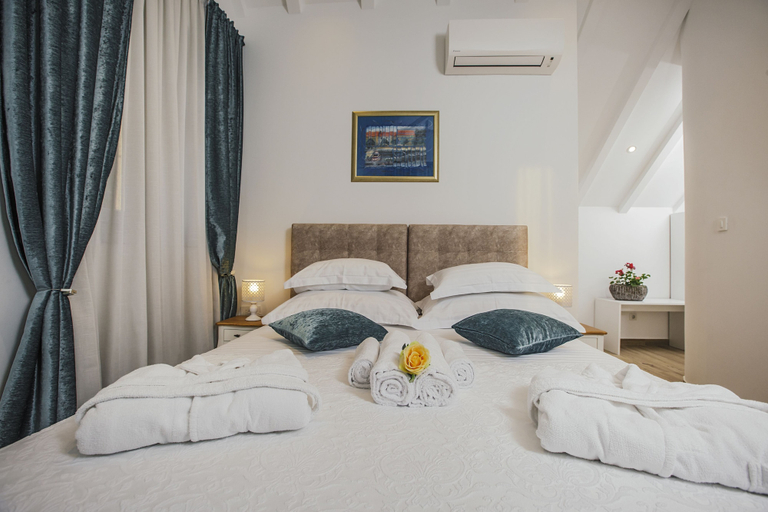 Bedroom 2, Heritage Hotel Dea Hvar, Hvar