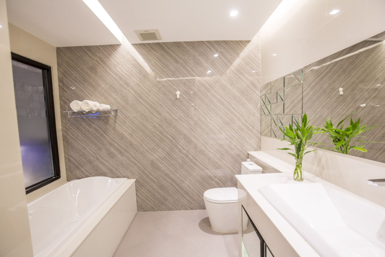 Bathroom 5, The Crystal Hotel Buriram, Muang Buri Ram