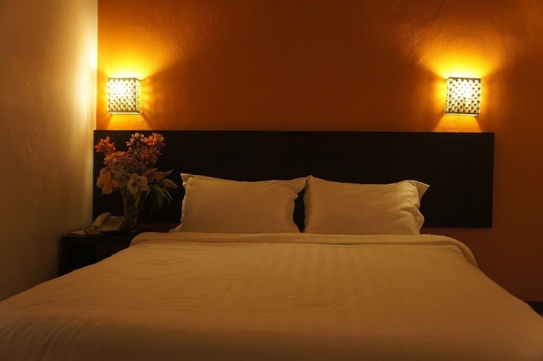 Bedroom 3, Meldrum Hotel, Johor Bahru