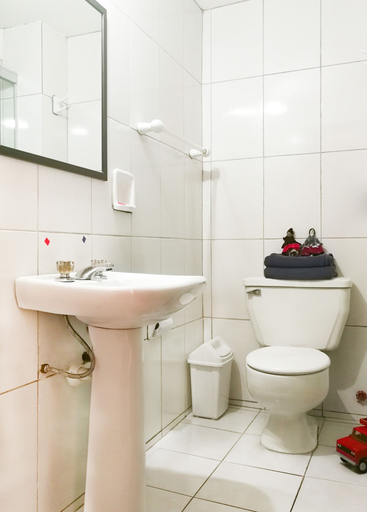 Bathroom 4, Hotel Sagarnaga, Pedro Domingo Murillo