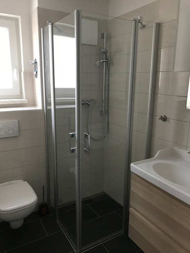 Bathroom, Ferienwohnung Zweisamkeit, Rostock