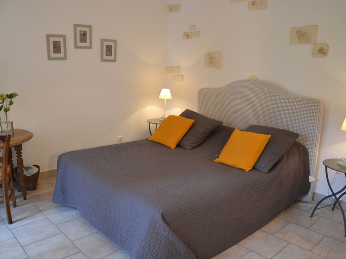 Bedroom 4, Les Célestines, Marne
