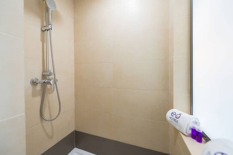Bathroom 3, eó Corona Cedral, Las Palmas