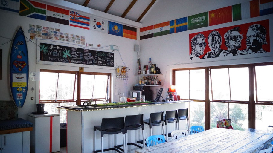 Food & Drinks 5, Atlantic Point Backpackers, City of Cape Town