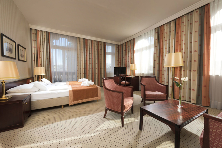 Bedroom 3, Parkhotel Mannheim, Mannheim