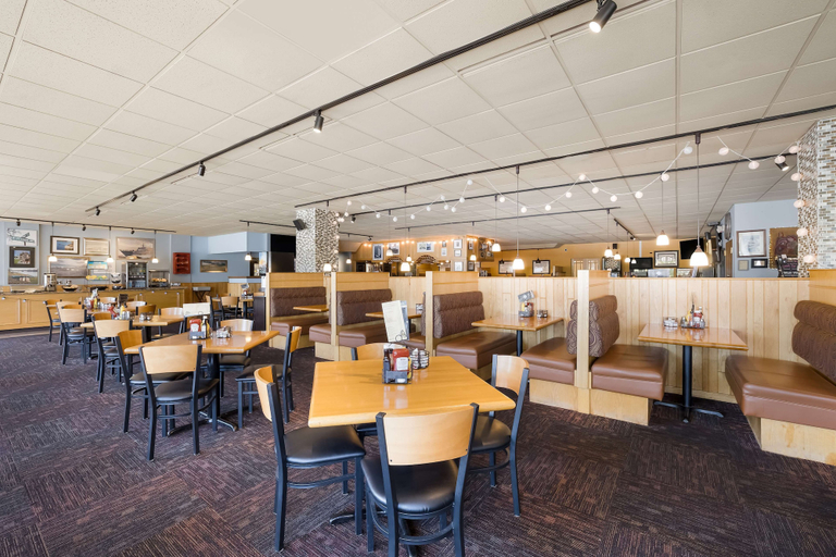 Food & Drinks 5, Best Western Riverfront Inn, Marinette