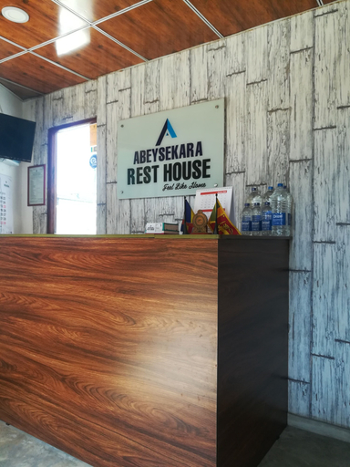 Others 4, Abesekara Rest House, Galle Four Gravets