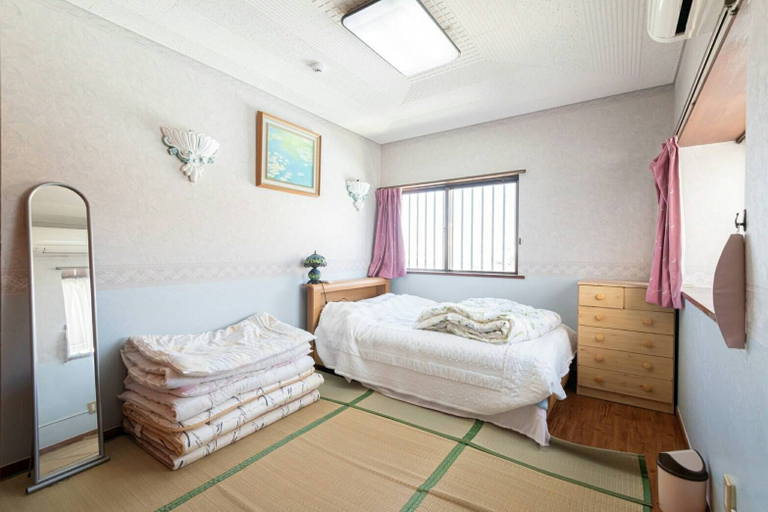 Bedroom, Lavender, Uruma