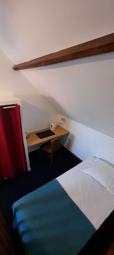 Bedroom 2, Auberge du Gros Tilleul, Somme