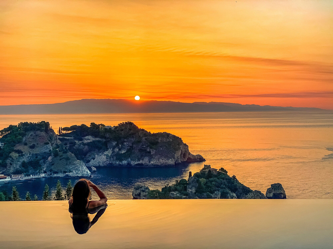 Isola Bella Infinity Suites, Messina