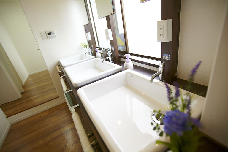 Bathroom 5, BONFIRE HOSTEL Osaka, Osaka