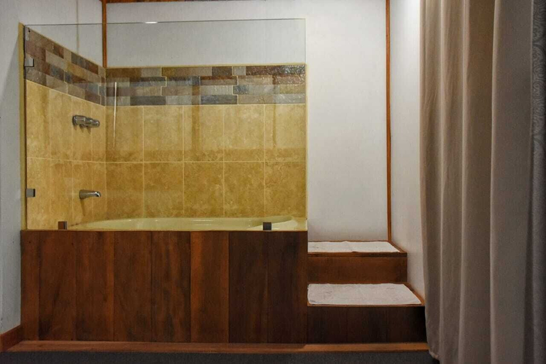 Bathroom 4, Casa Campo Verde, Puntarenas