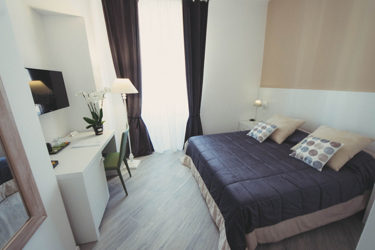 Bedroom 4, Vantaggio Suites, Rome