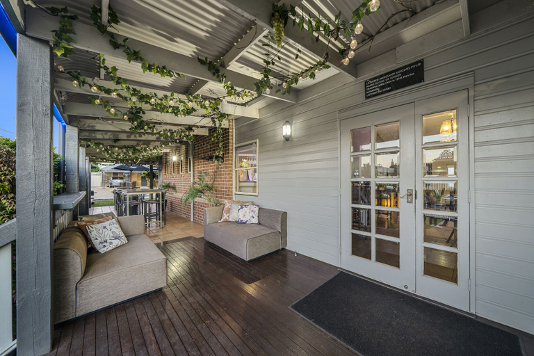 Exterior & Views 2, Ambassador on Ruthven, Toowoomba - North-West