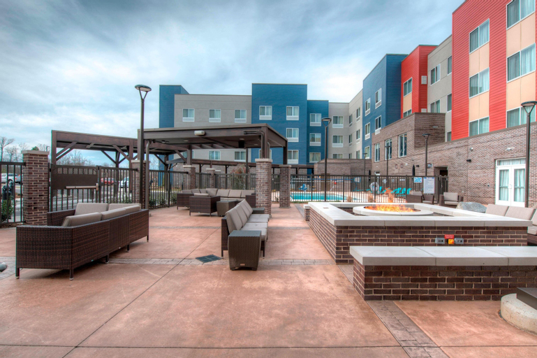 Fairfield Inn and Suites by Marriott Charlotte Airport, Mecklenburg