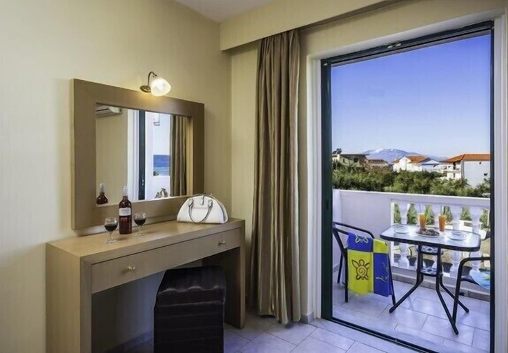 Bathroom 4, Kozanos, Ionian Islands