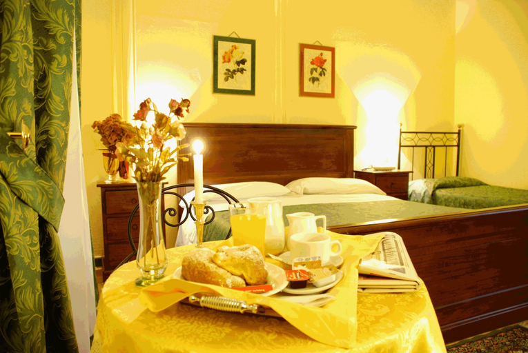Bedroom 4, Hotel del Centro, Palermo