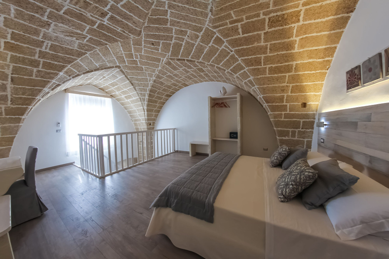 Bedroom 5, Clara Domus, Lecce