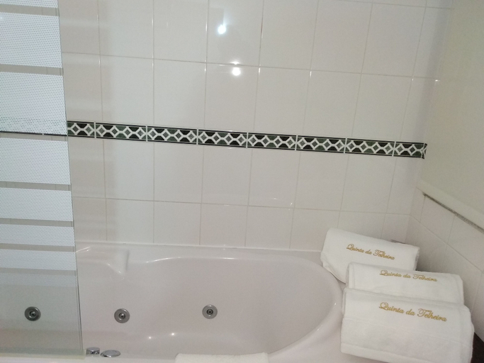 Bathroom 4, Quinta da Telheira, Vila Real