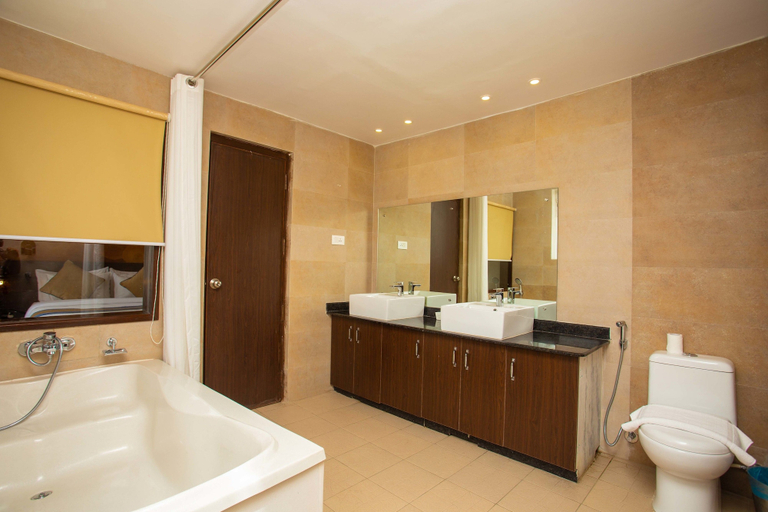 Bathroom 4, Hotel Lake Paradise, Gandaki