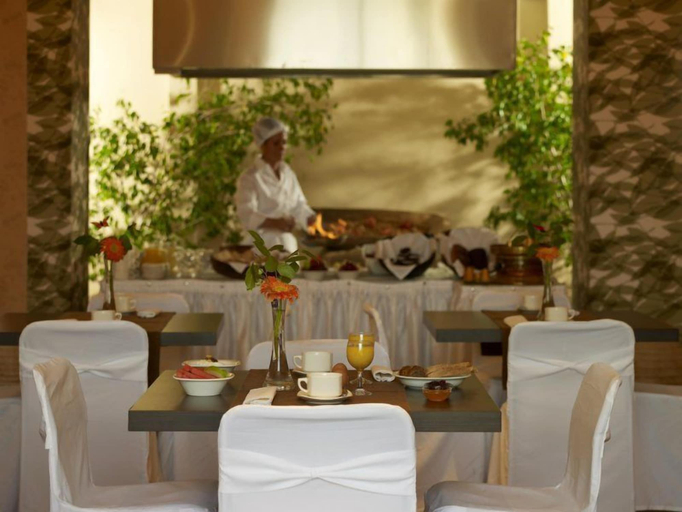 Food & Drinks 5, Belle Helene, Peloponnese