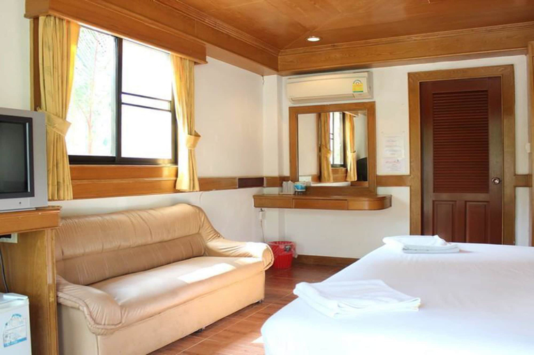 Bedroom 3, Koh Chang Thai Garden Hill Resort, Koh Chang