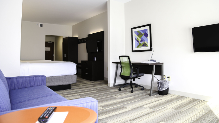 Bedroom 23