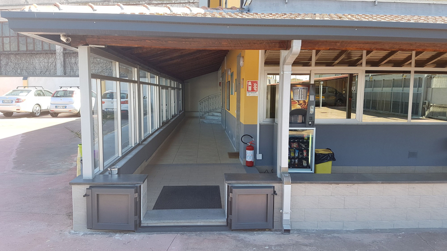 Others 5, Etna Parking, Catania