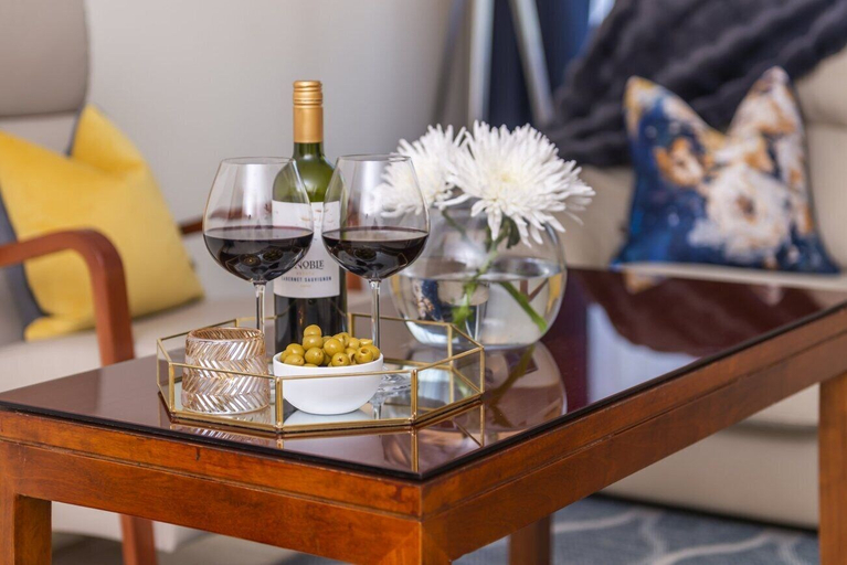 Food & Drinks 5, Park Place Apartments