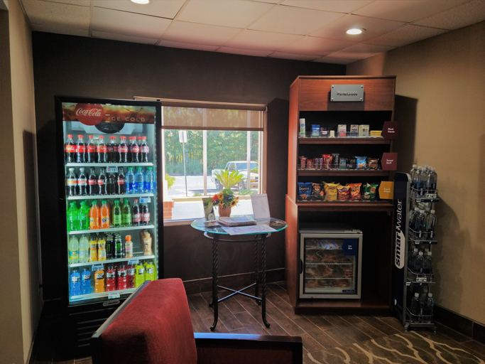 Food & Drinks 5, Clarion Point Forsyth, Monroe
