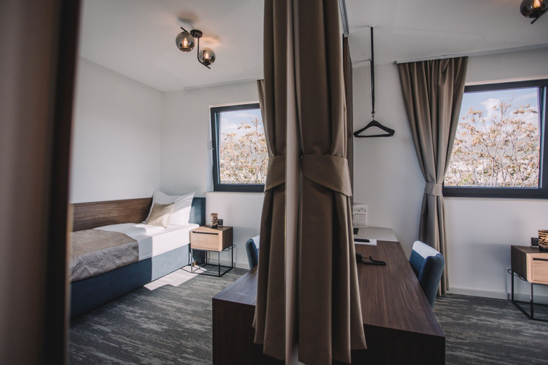 Bedroom 2, Hotel batuda, Split