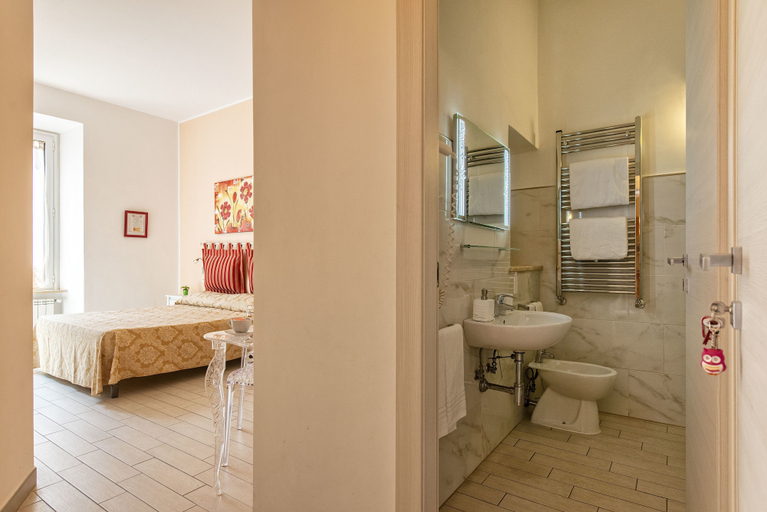 Bathroom 5, Merulana Suite 2, Rome