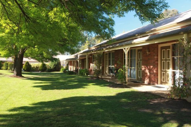 Mansfield Valley Motor Inn, Mansfield
