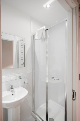 Bathroom 4, Royal West End Hotel, Glasgow