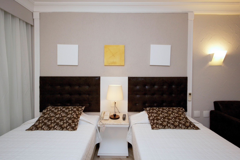 Bedroom 3, Bristol International Airport Hotel, Guarulhos