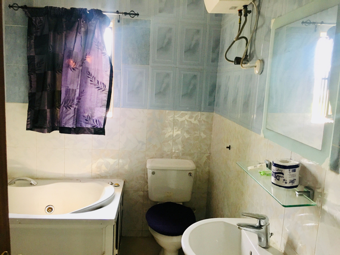 Bathroom 4, Hymax Grace Hotel and Suites, Eti-Osa