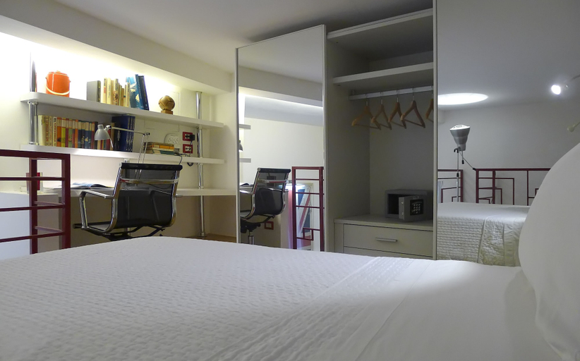 Bedroom 5, Casa Vittoria, Napoli