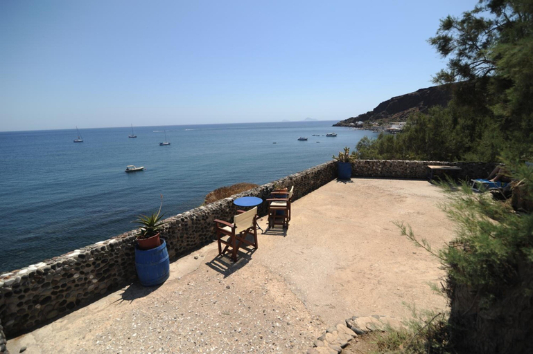 Others 5, Akrotiri Hotel, South Aegean