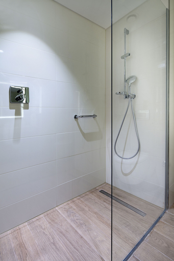 Bathroom 5, Hilton Garden Inn Istanbul Beylikduzu, Büyükçekmece