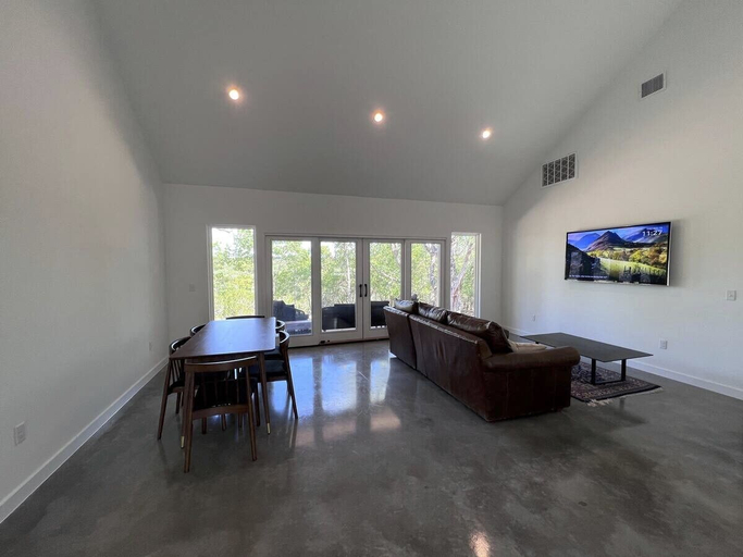 Others, Sleek Sanctuary, Hays