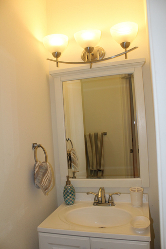 Bathroom 3, Jewel West LA Santa Monica, Los Angeles